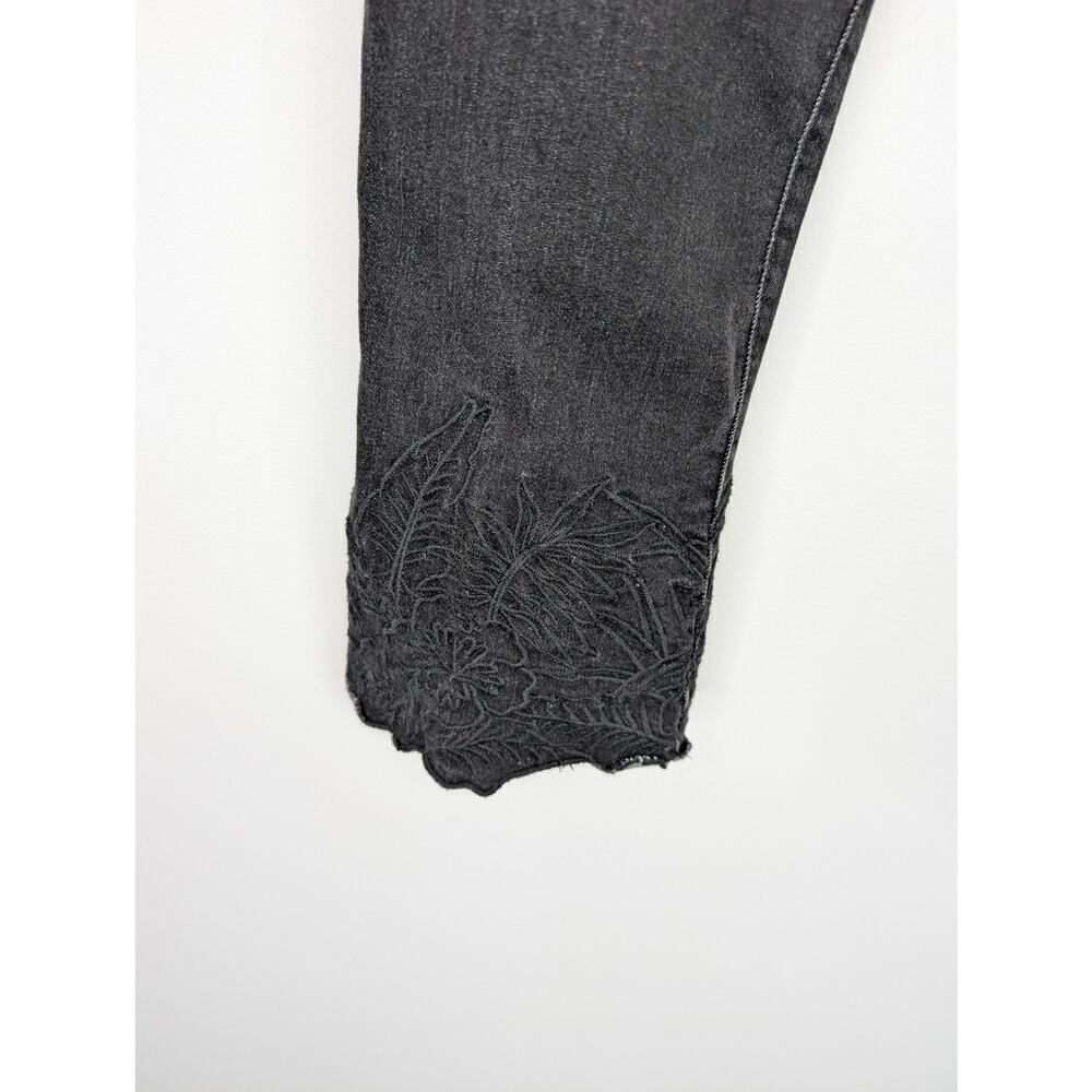 Lauren Ralph Lauren Jeans Womens 4 Black Cropped Floral Embroidered Hem Stretch - Picture 12 of 14